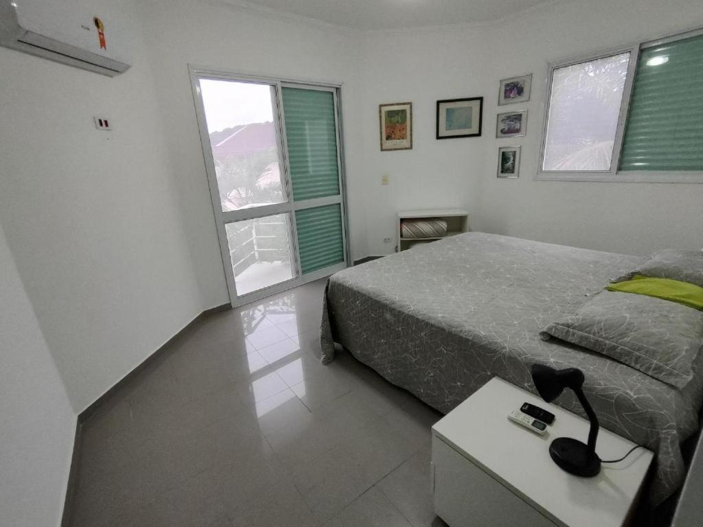 Casa Linda E Espacosa Com Piscina No Guarujá Kültér fotó