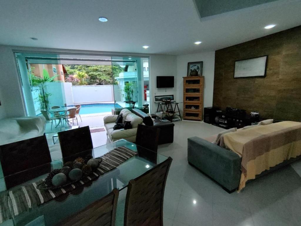 Casa Linda E Espacosa Com Piscina No Guarujá Kültér fotó
